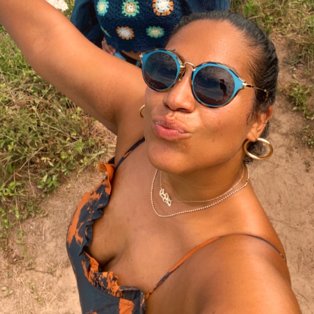 Meet your Posher, Jasmine